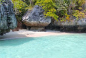 Maya Bay, the beac film main set