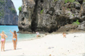 Maya Bay, the beac film main set