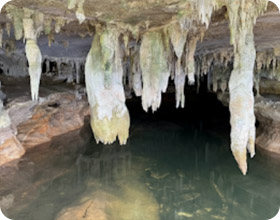 One Day High-Value Tour Klang Cave and James Bond Island