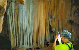 2 Days 1 Night. Best of Islands and Nature Lake